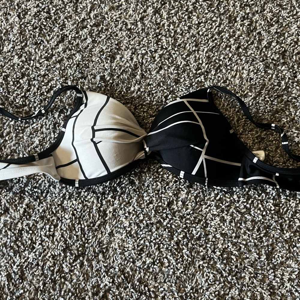 Bikini top